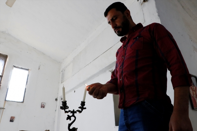 Tel Abyad'da Türkiye'nin onardığı Ermeni Kilisesi ibadete açıldı